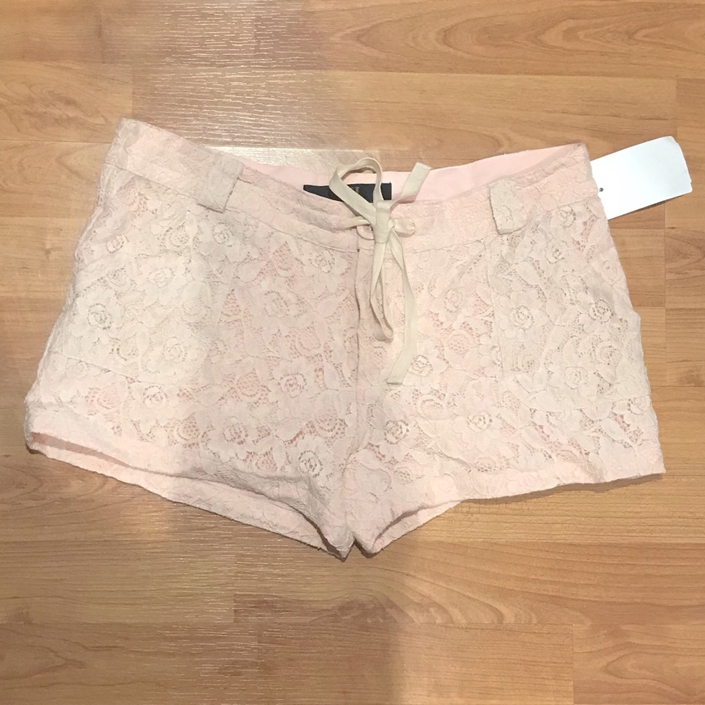 Lace Floral shorts with drawstring waist